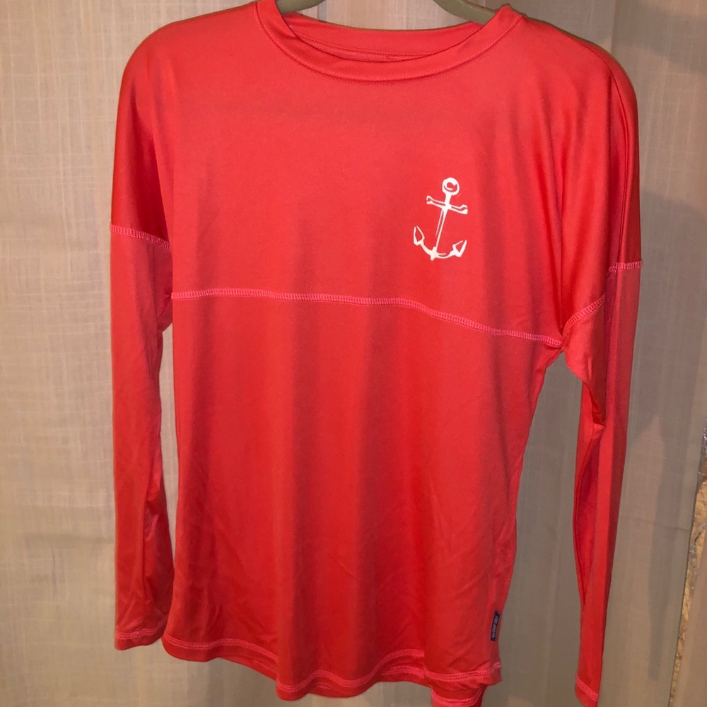 Long sleeve tee